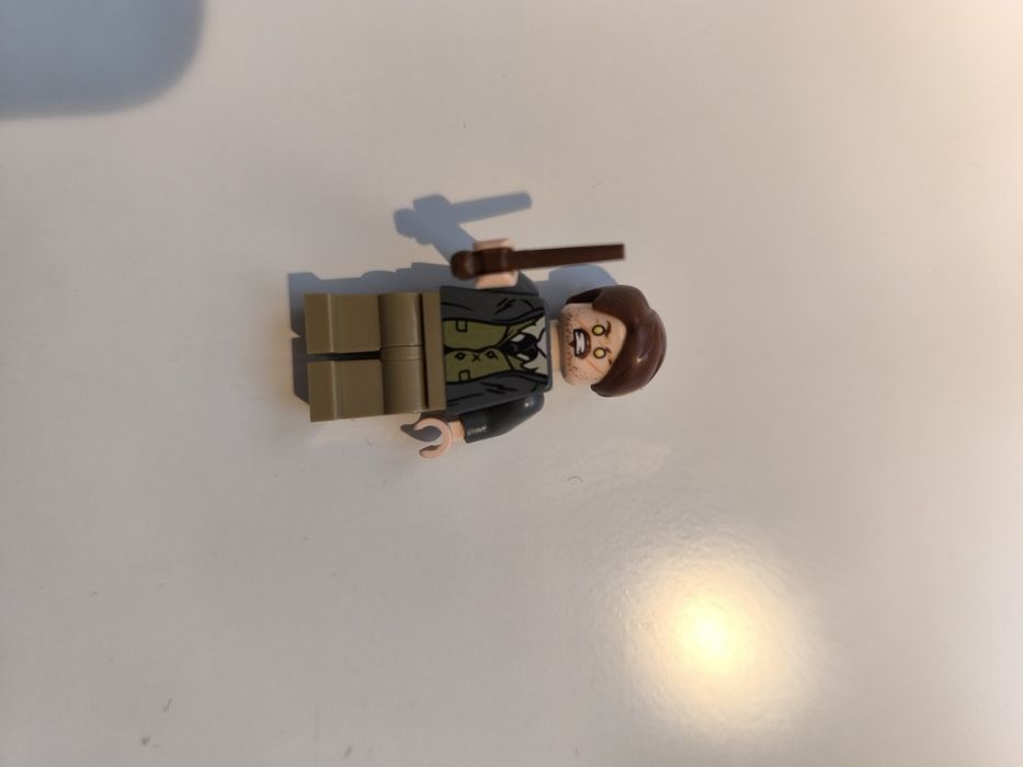 Lote Lego sets e figuras