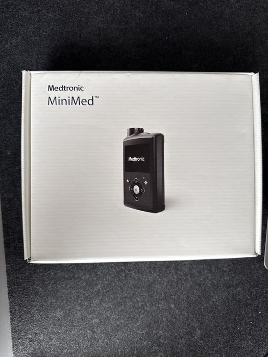 Pompa insulinowa medtronic740g