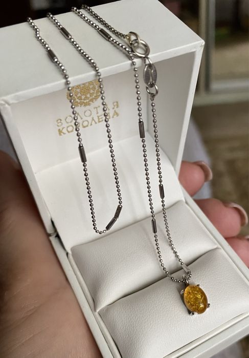 Цепочка серебро с подвесом из янтаря