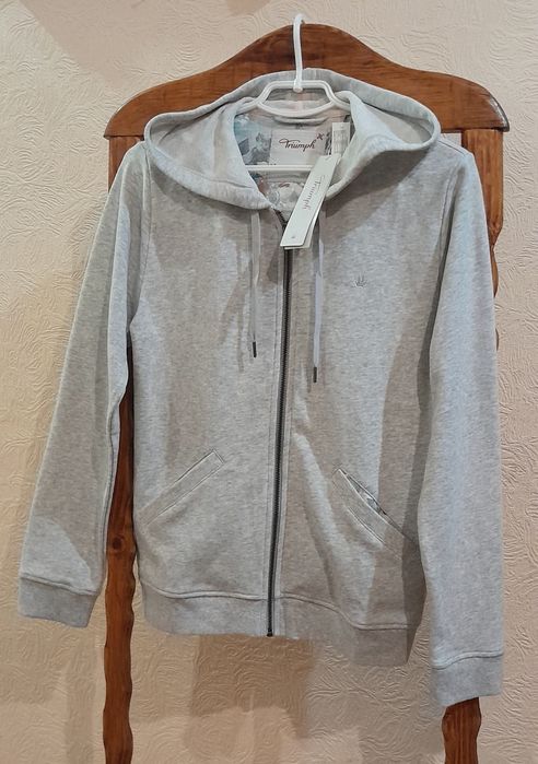 Спортивна кофта TRIUMPH