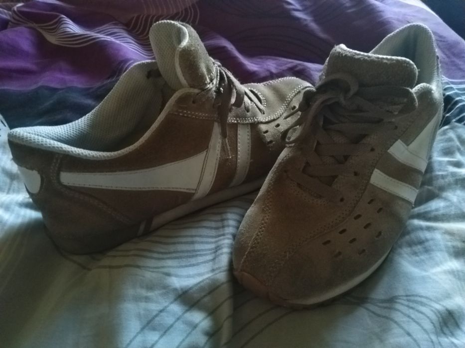 Buty sportowe typu Adidas Adidasy skóra zamszowa rozmiar 39 damskie