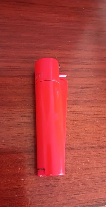 Lote 23 isqueiros Clipper