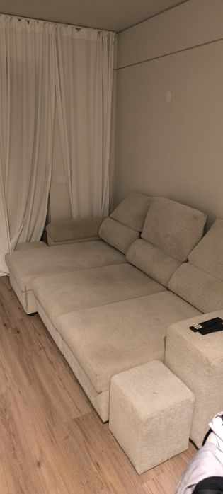 Sofá chaiselong e sofá cama com compartimento