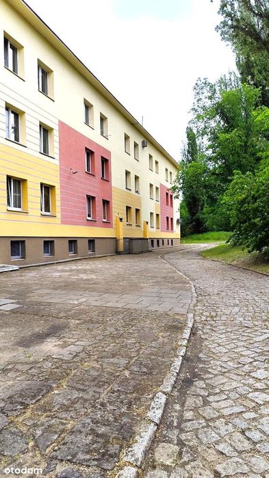 Sprzedam kawalerkę po remoncie ,w Podjuchach,w zielonej okolicy.
