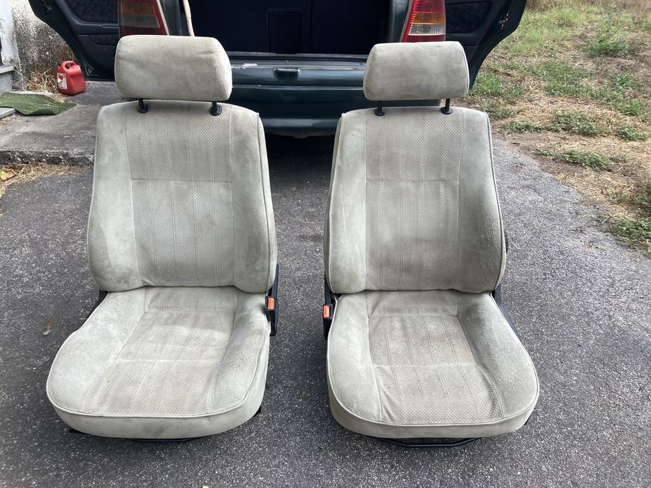 Lancia Delta bancos de alcantara