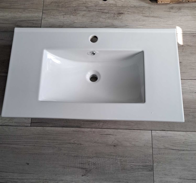 Umywalka ceramiczna zlew 81 cm NOWA