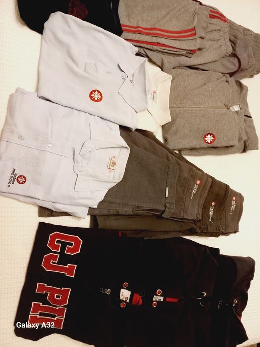 Roupa uniforme Colégio João Paulo II tamanho 12/14 anos