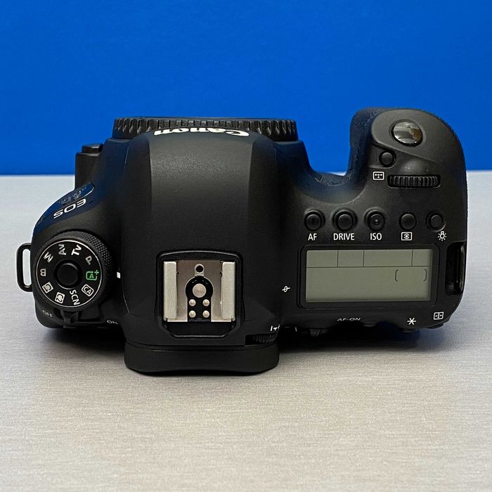 Canon EOS 6D Mark II (Corpo) - 26.2MP