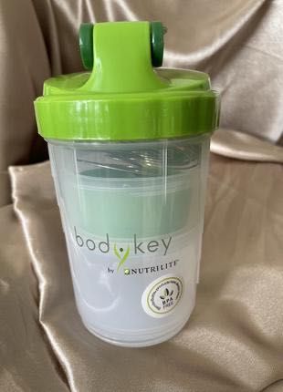 Шейкер без бісфенолу.
