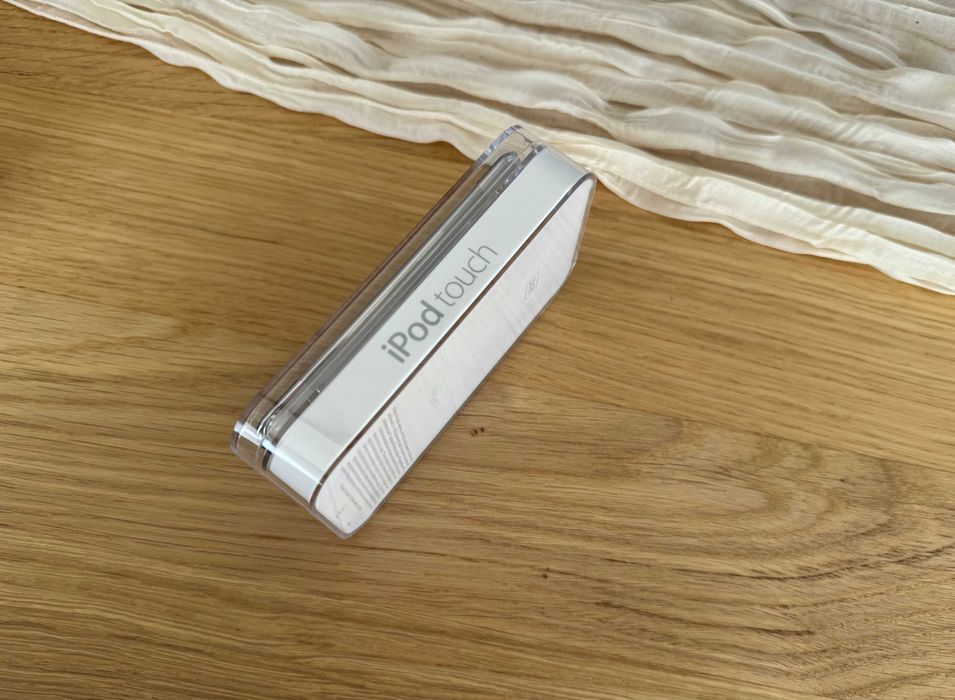Apple iPod Touch 4G 32GB, NOWY kolekcjonerski, unikat