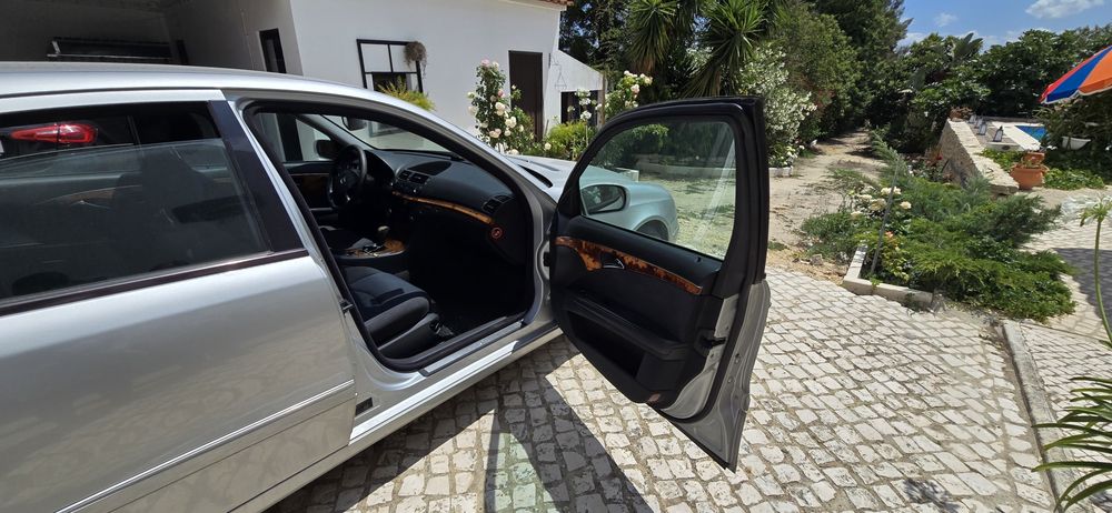 Mercedes benz E220 cdi