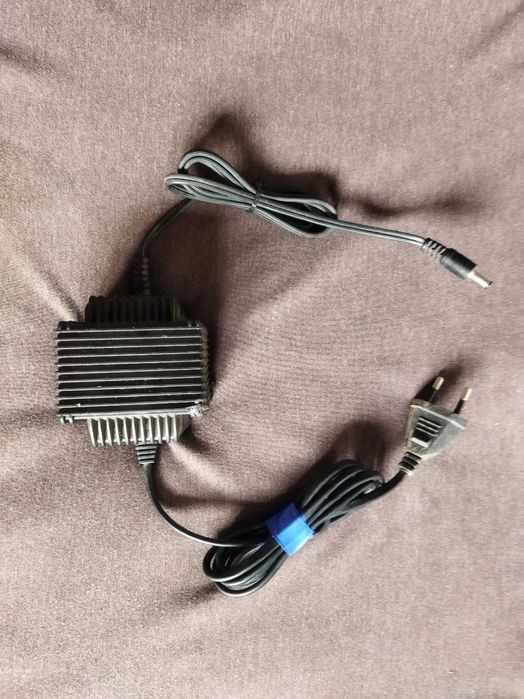 Блок питания  компьютерной ак.системы CREATIVE 13.5V 5000mAh.