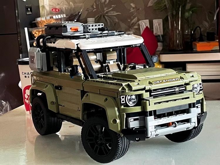 Конструктор Lego Technic Land Rover Defender,лего техник ленд ровер: 3 ...