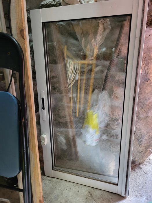 Janela de vidro duplo com estore como nova64730280674049121