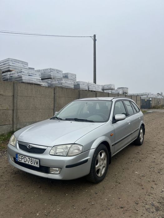 Mazda 323F