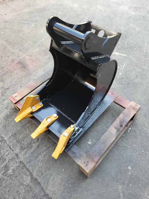 Łyżka kopiąca szerokość 30cm do koparki minikoparki z szybkozłącz MS03