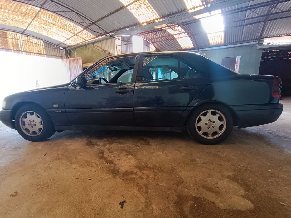 Mercedes-Benz C 200 D Diesel
