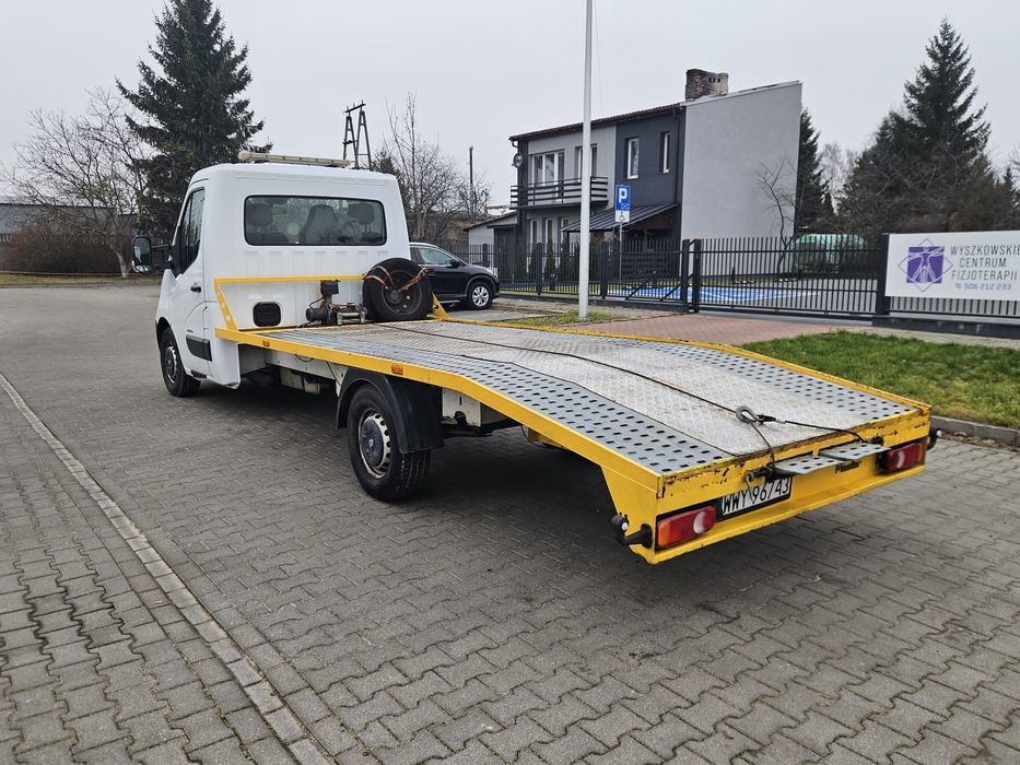 Renault  Master 2011 rok autolaweta