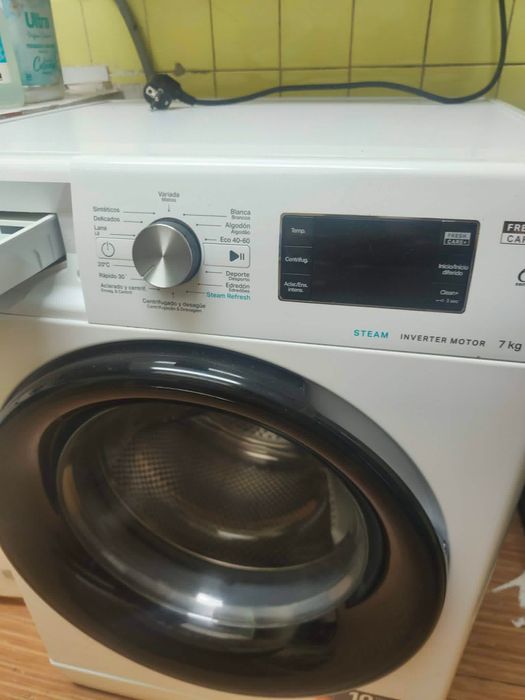 Máquina de lavar roupa