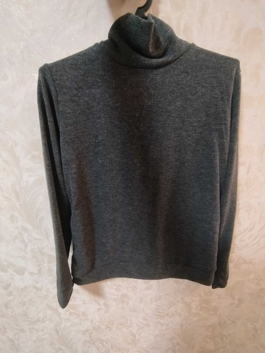 Продам костюм новий