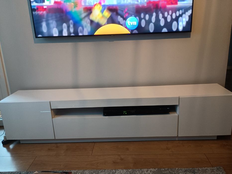 Szafka rtv biała