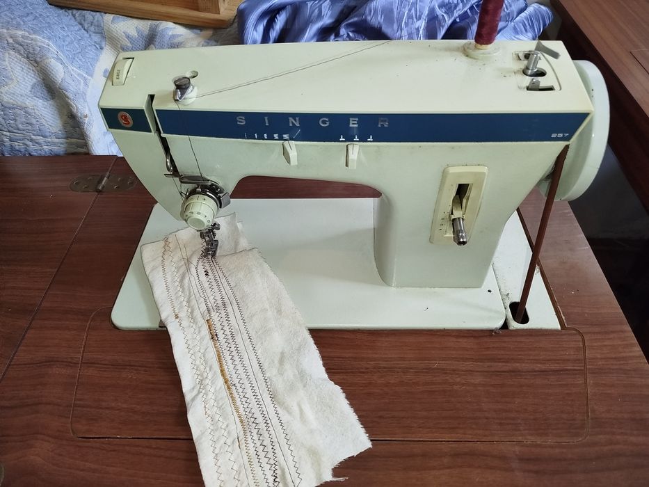 Máquina de costura