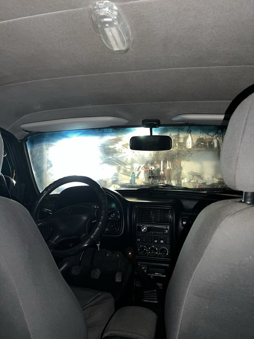 Продам машину ГАЗ 31105