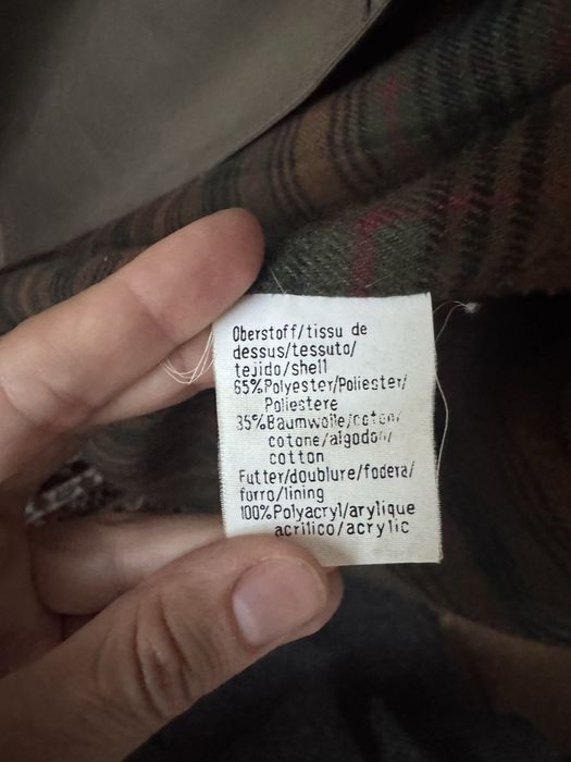 тренч (плащ) оливкового кольору, класичного крою