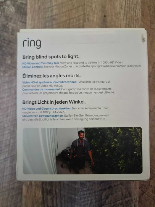 Ring Spotlight Cam Plus Battery – kamera zewnętrzna, nowa