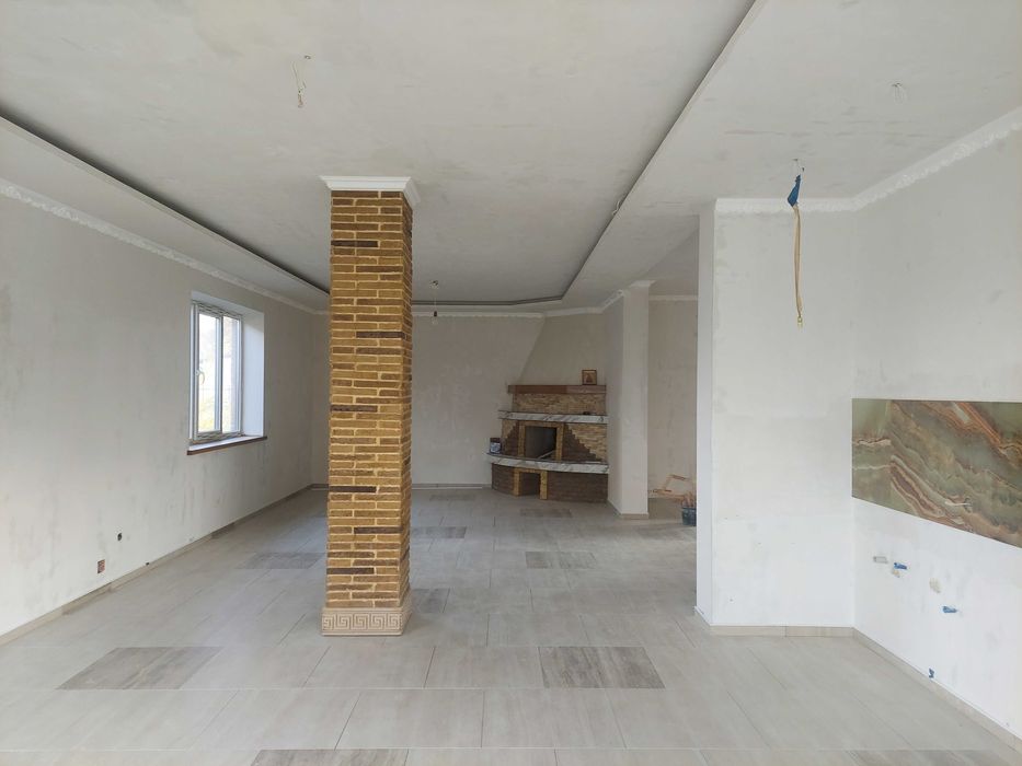 Продається Будинок недалеко від центру Садгори +380665799021