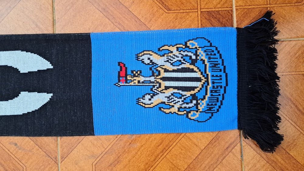 Cachecóis duplos do Newcastle United FC