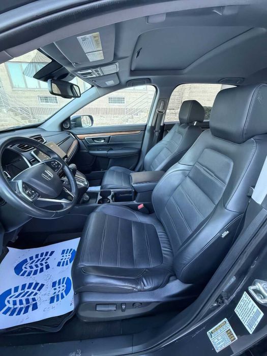 Honda CR-V Touring      2019