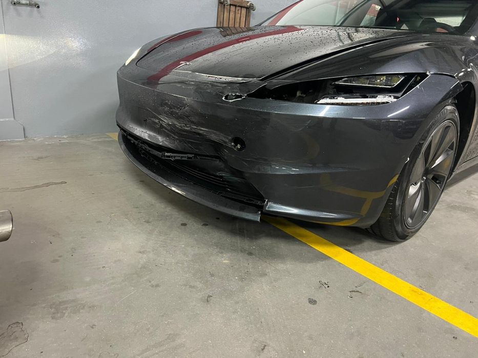 Tesla Model 3 RWD
