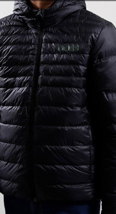 Kurtka puchowa  Hugo Boss rozm S hydrofobowa dwustronna