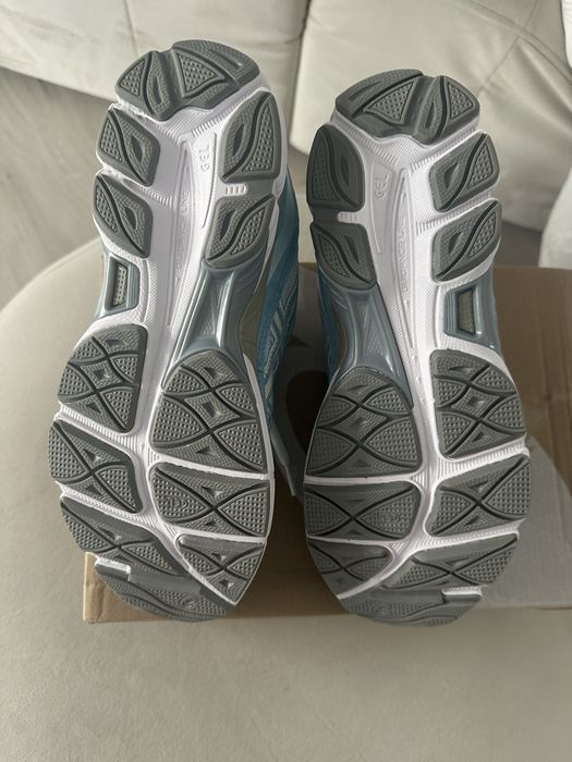 Asics gel nyc blue r.41,5