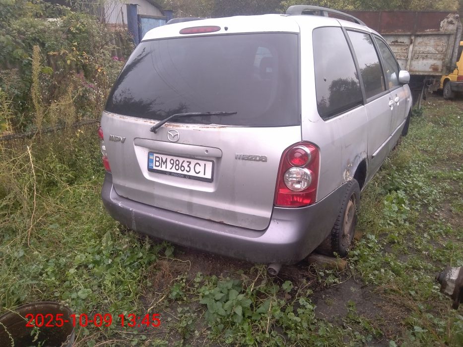 Продам мазду на запчасти