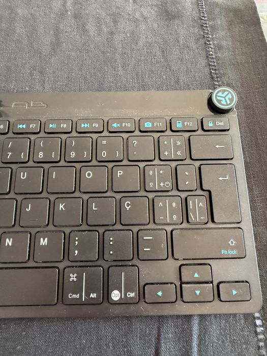 Teclado Bluetooth Português novo