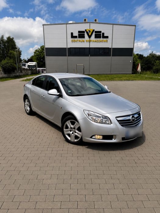 Opel Insignia 1.6 benzyna 155000 km przebiegu, NOWY ROZRZAD, ZERO wkladu, bardzo dobry stan