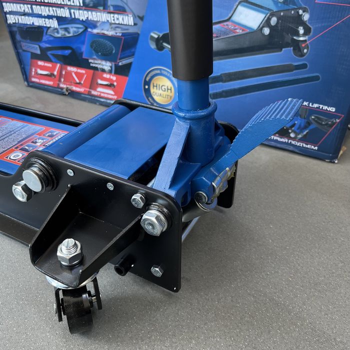 Домкрат підкатний двопоршневий 5 Тон два циліндри З ПЕДАЛЛЮ