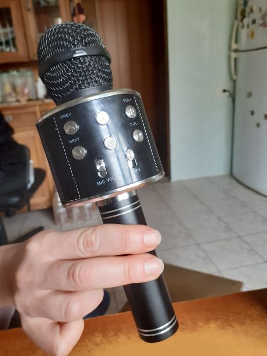 Микрофон- караоке .продам