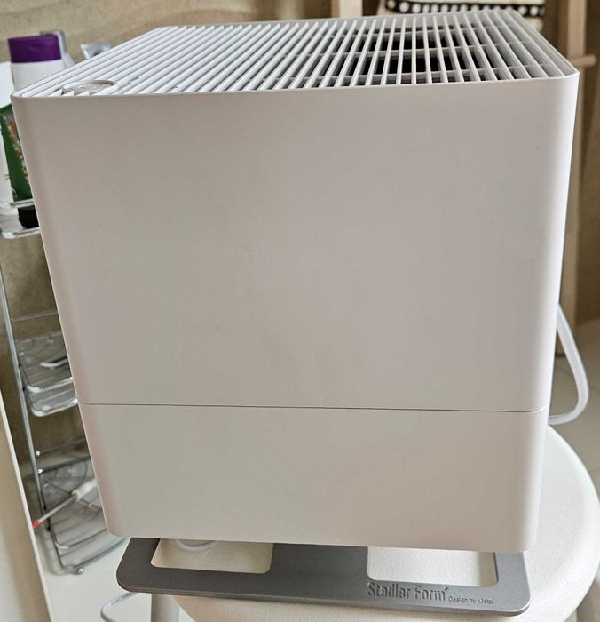 Niemiecki ewaporacyjny nawilzacz powietrza Oskar marki Stadler Form