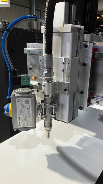 CNC para Aplicação de Massa Térmica em Micro Canais
