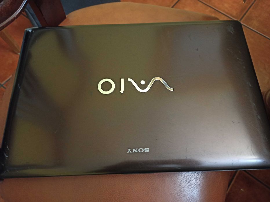 Peças / Teclas Sony Vaio VPCEB1J1E (branco e castanho)