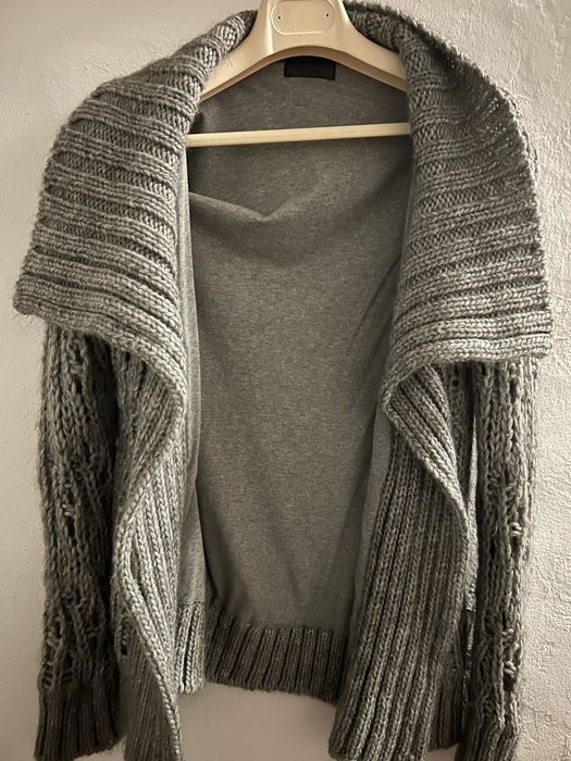 Cadaco em Malha Cinza