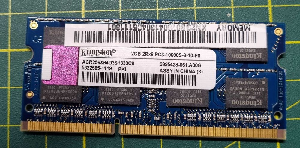 Пам'ять для ноутбуку. SODIMM DDR3 2 Gb 2Rx8 PC3 -10600S