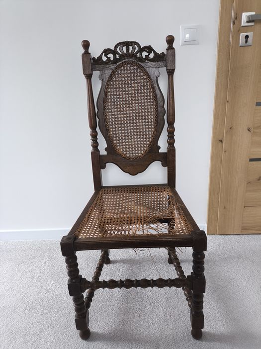 Krzesło antyk  rzeźbione