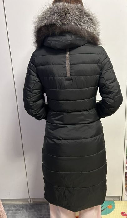 Продам пальто з натуральним воротником