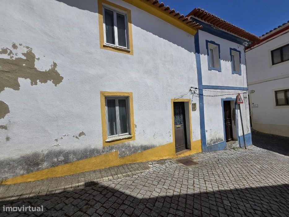 Moradia T3 com Terraço | Para Remodelar | Belver - Gavião