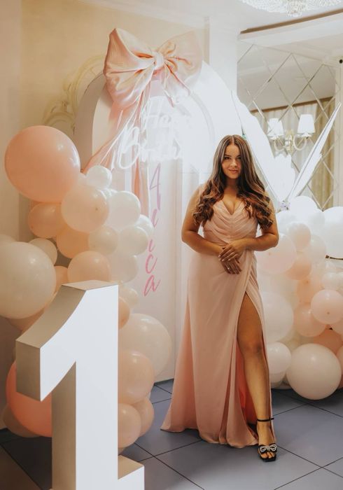 Оренда святкових рожевих суконь «мама + доня». Сукня на рік Фемелі лук