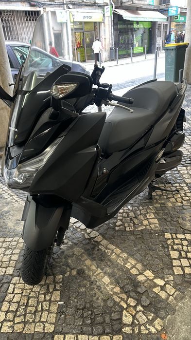 Vendo honda forza 125
